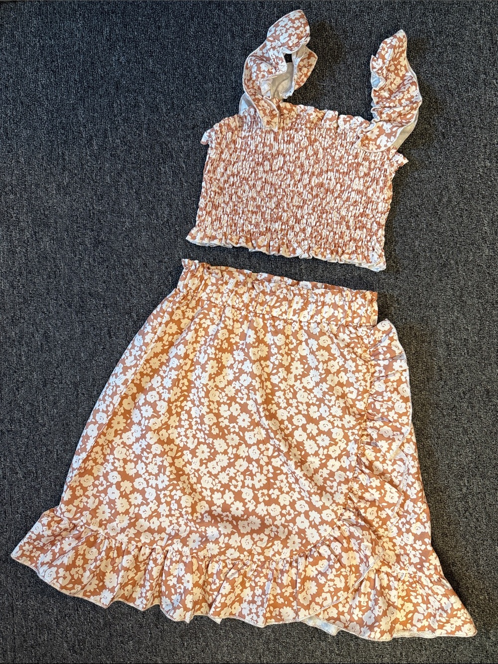Girls Floral Smocked Muted Orange Two-Piece Set - size 140 (9-10) years